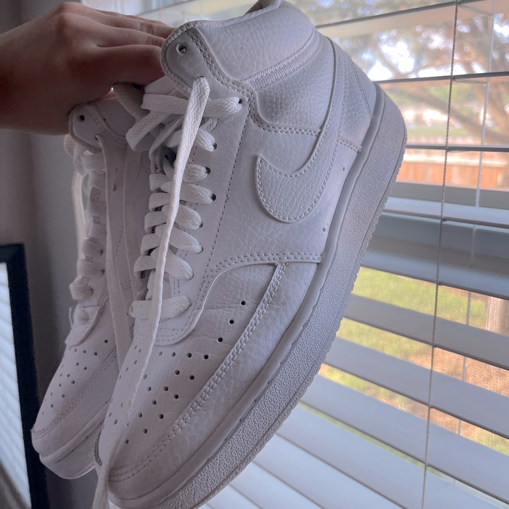UNISEX NIKE COURT VISION MID